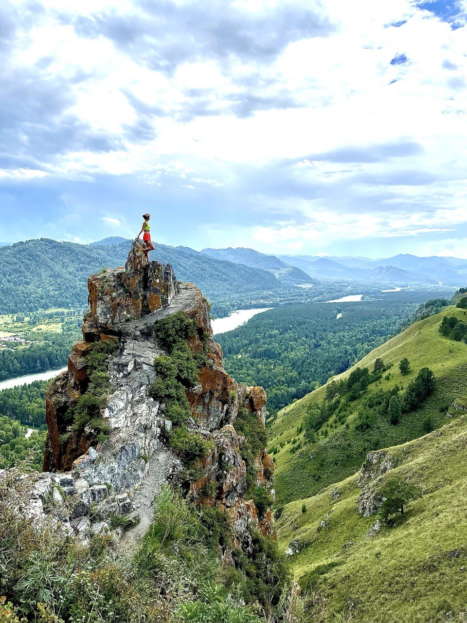 Гора Чертов палец (Горный Алтай)
