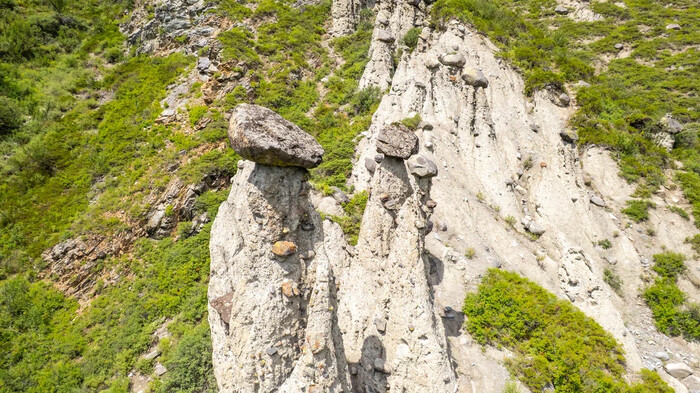Каменные грибы в Горном Алтае