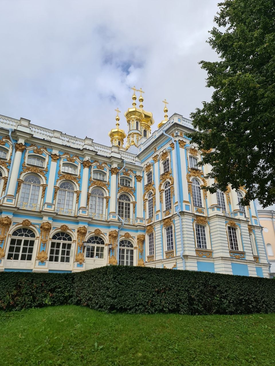 Екатерининский дворец в Санкт-Петербурге
